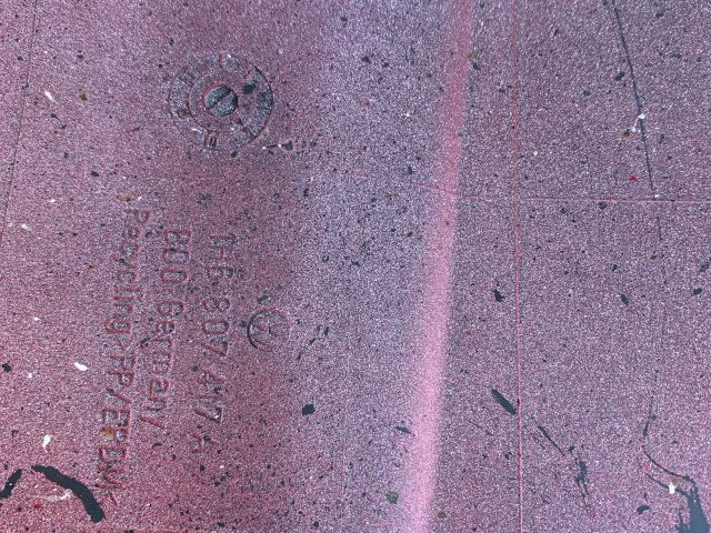 bontott VW GOLF III Hátsó Lökhárító (Üresen)