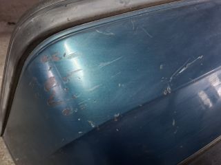 bontott VW GOLF III Hátsó Lökhárító (Üresen)