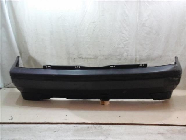 bontott VW GOLF III Hátsó Lökhárító (Üresen)