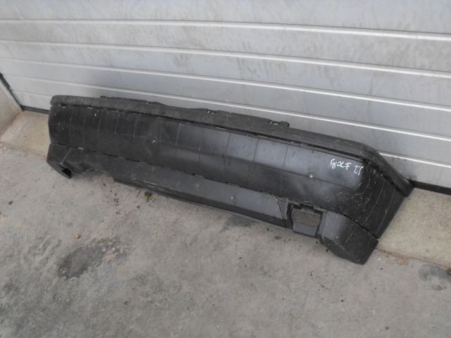 bontott VW GOLF III Hátsó Lökhárító (Üresen)