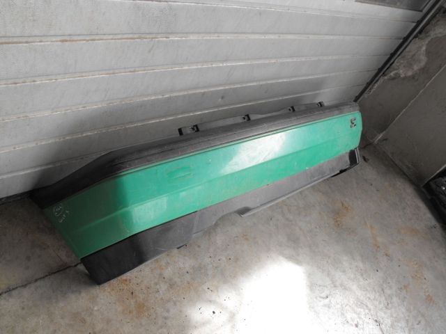 bontott VW GOLF III Hátsó Lökhárító (Üresen)