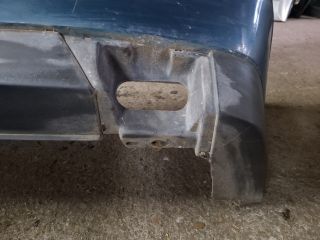 bontott VW GOLF III Hátsó Lökhárító (Üresen)