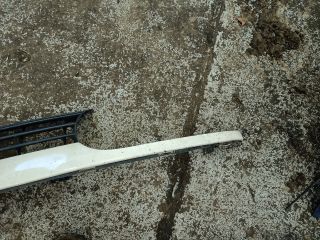 bontott VW GOLF III Hűtőrács