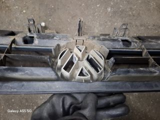 bontott VW GOLF III Hűtőrács