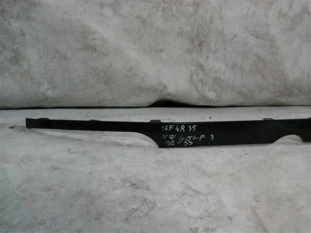 bontott VW GOLF III Hűtőrács