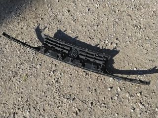 bontott VW GOLF III Hűtőrács