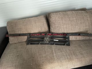 bontott VW GOLF III Hűtőrács