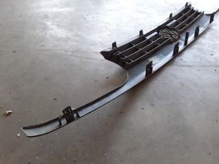 bontott VW GOLF III Hűtőrács