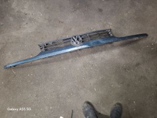 bontott VW GOLF III Hűtőrács