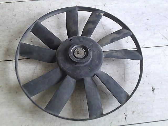 bontott VW GOLF III Hűtőventilátor Motor