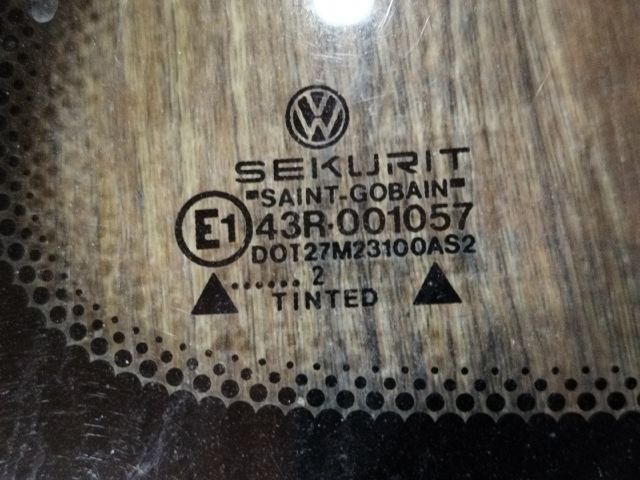 bontott VW GOLF III Jobb C Oszlop Oldalablak Üveg