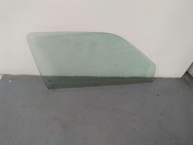 bontott VW GOLF III Jobb első Ablak