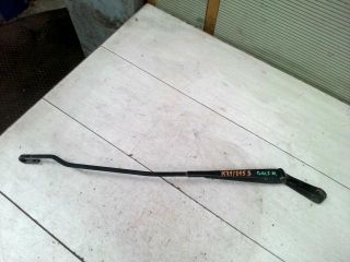 bontott VW GOLF III Jobb első Ablaktörlő Kar