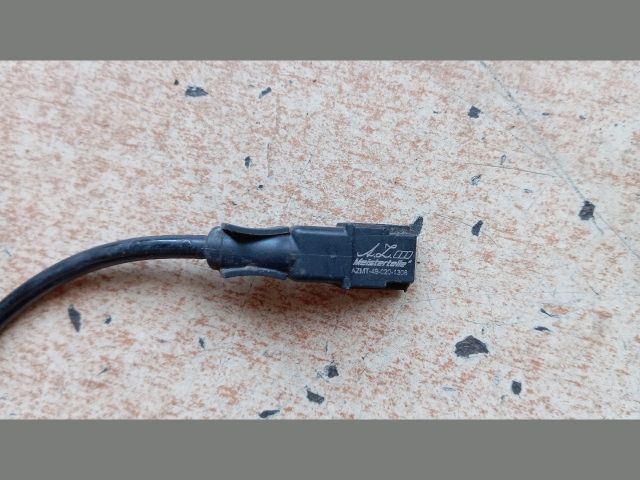 bontott VW GOLF III Jobb első ABS Jeladó