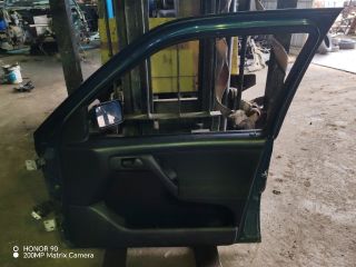 bontott VW GOLF III Jobb első Ajtó (Részeivel)