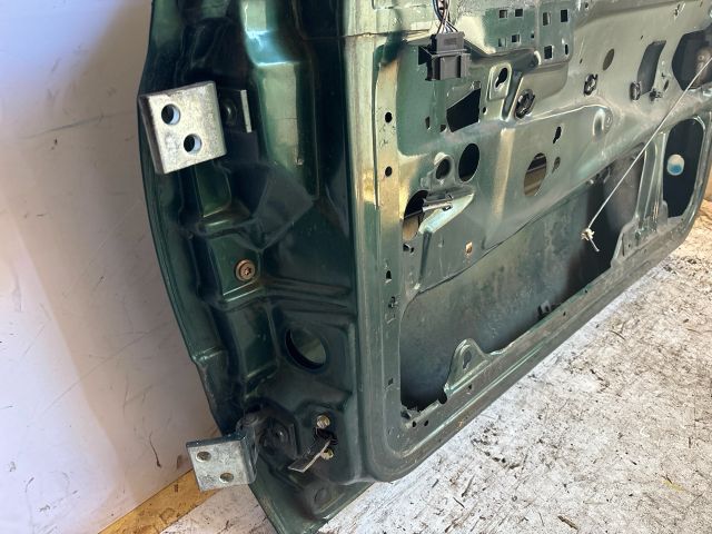 bontott VW GOLF III Jobb első Ajtó (Üres lemez)