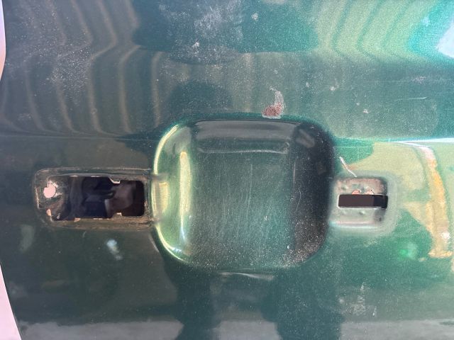 bontott VW GOLF III Jobb első Ajtó (Üres lemez)