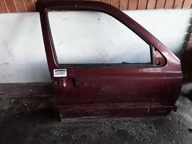 bontott VW GOLF III Jobb első Ajtó (Üres lemez)