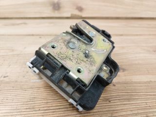 bontott VW GOLF III Jobb első Ajtózár