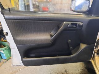 bontott VW GOLF III Jobb első Biztonsági Öv Csat