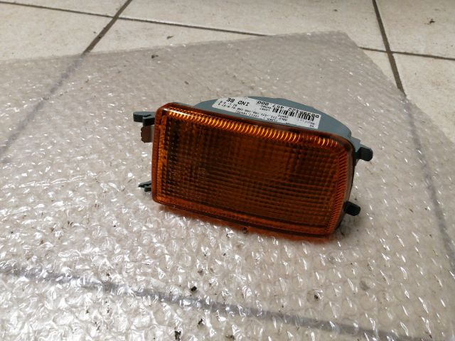 bontott VW GOLF III Jobb első Irányjelző