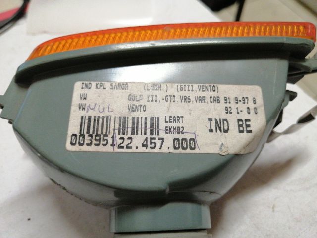 bontott VW GOLF III Jobb első Irányjelző