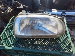 bontott VW GOLF III Jobb Fényszóró