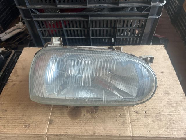bontott VW GOLF III Jobb Fényszóró