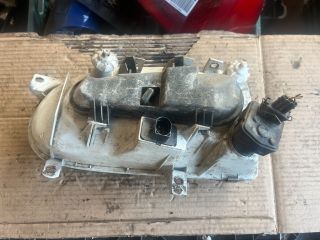 bontott VW GOLF III Jobb Fényszóró