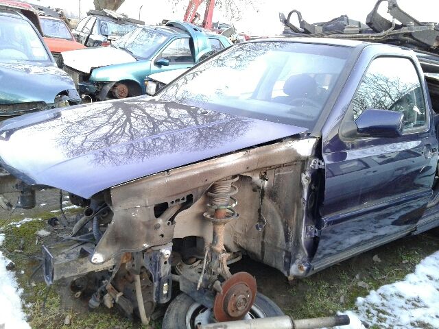 bontott VW GOLF III Jobb hátsó Ablak