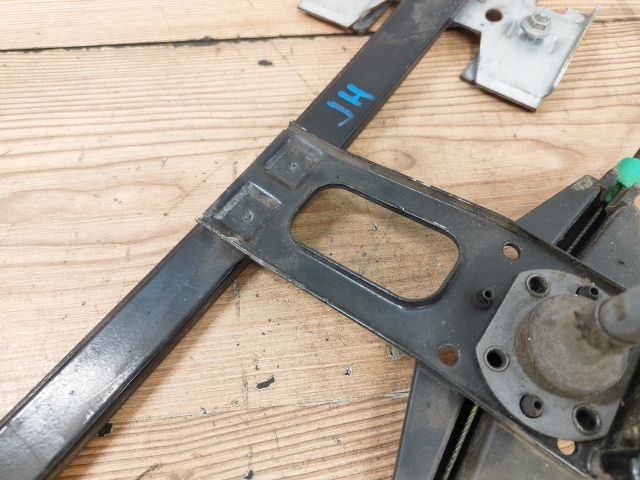 bontott VW GOLF III Jobb hátsó Ablakemelő Szerkezet (Mechanikus)