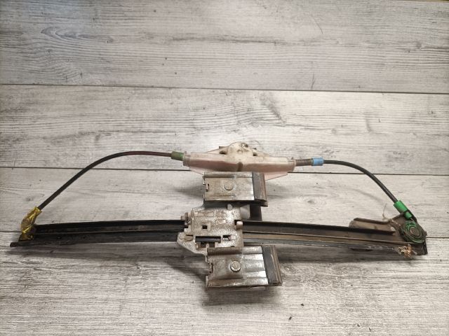 bontott VW GOLF III Jobb hátsó Ablakemelő Szerkezet (Mechanikus)