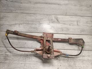 bontott VW GOLF III Jobb hátsó Ablakemelő Szerkezet (Mechanikus)