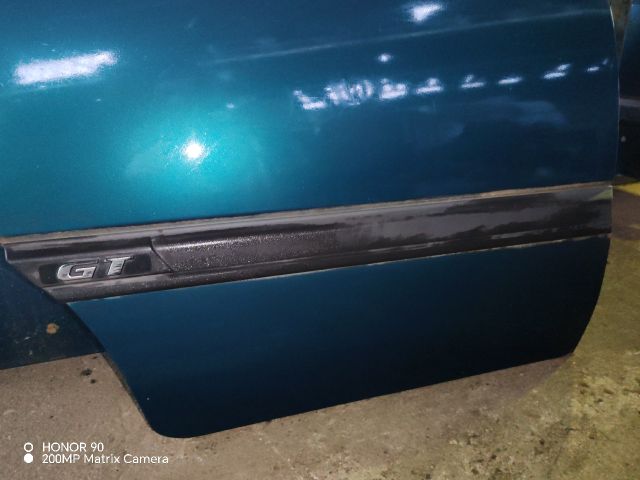 bontott VW GOLF III Jobb hátsó Ajtó (Részeivel)