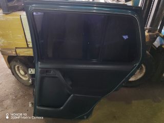 bontott VW GOLF III Jobb hátsó Ajtó (Részeivel)