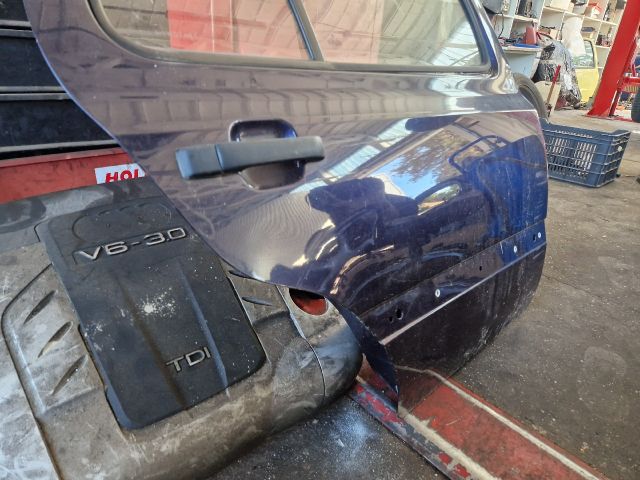 bontott VW GOLF III Jobb hátsó Ajtó (Részeivel)