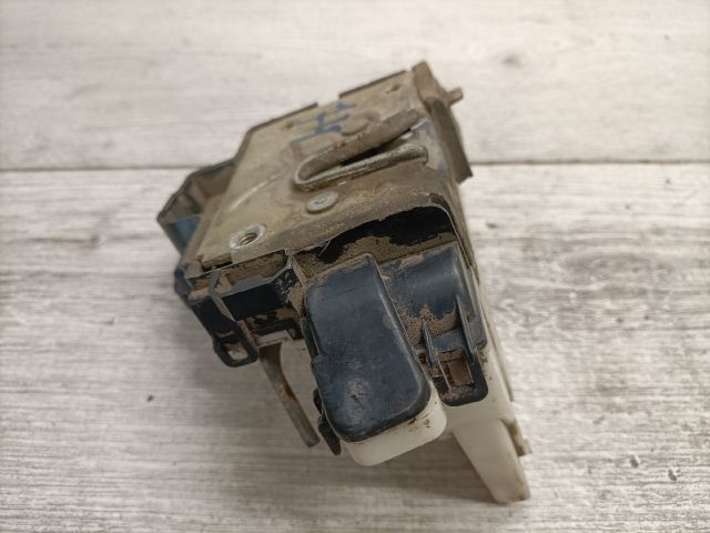 bontott VW GOLF III Jobb hátsó Ajtózár