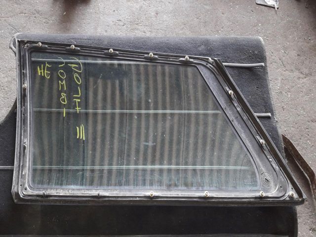 bontott VW GOLF III Jobb hátsó Fixüveg (Ajtóban)