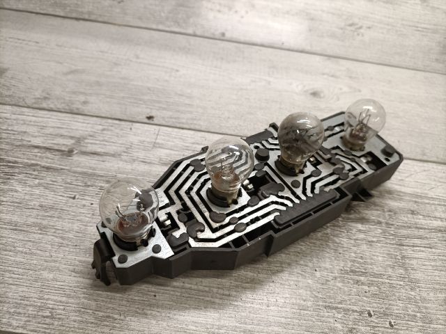 bontott VW GOLF III Jobb Hátsó Lámpa Foglalat