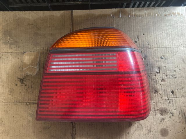 bontott VW GOLF III Jobb Hátsó Lámpa