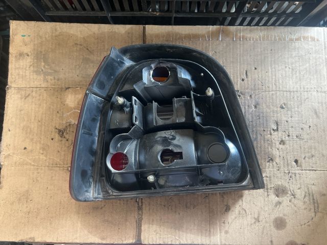 bontott VW GOLF III Jobb Hátsó Lámpa