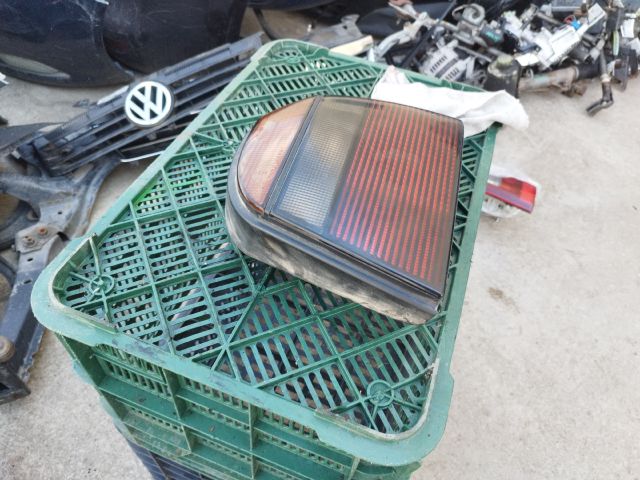 bontott VW GOLF III Jobb Hátsó Lámpa