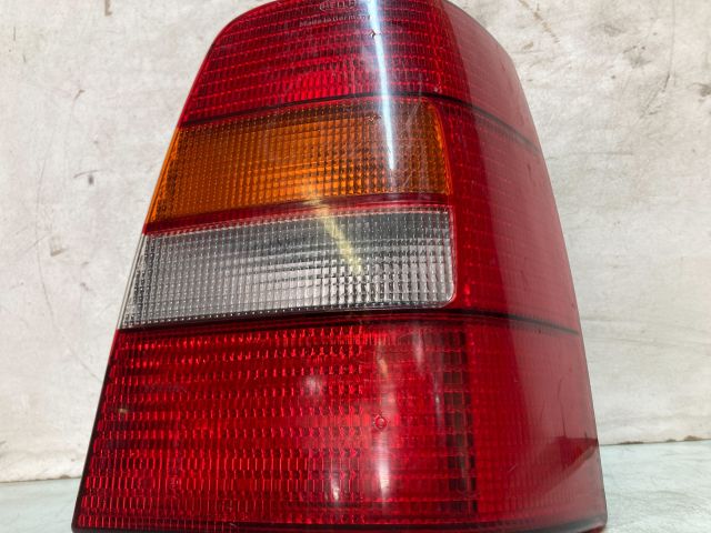 bontott VW GOLF III Jobb Hátsó Lámpa
