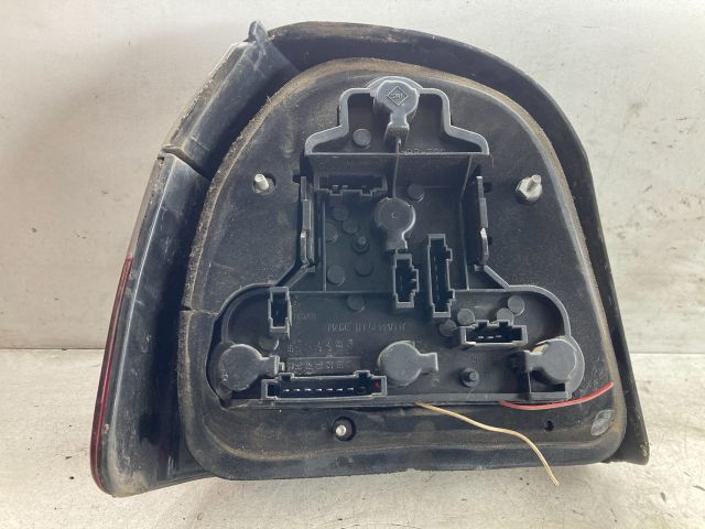 bontott VW GOLF III Jobb Hátsó Lámpa