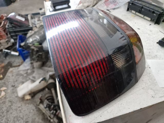 bontott VW GOLF III Jobb Hátsó Lámpa