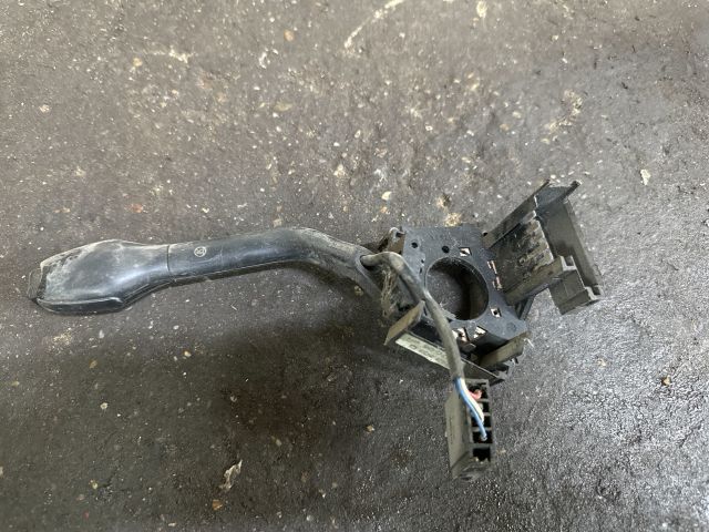 bontott VW GOLF III Jobb Kormánykapcsoló Ablaktörlő