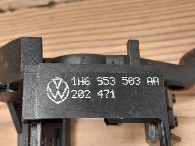 bontott VW GOLF III Jobb Kormánykapcsoló Ablaktörlő