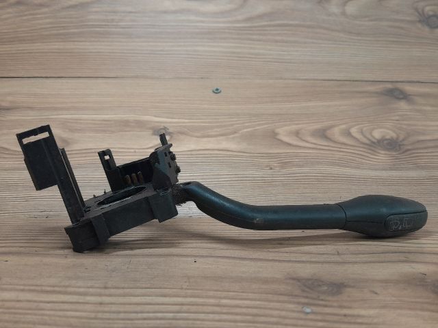 bontott VW GOLF III Jobb Kormánykapcsoló Ablaktörlő