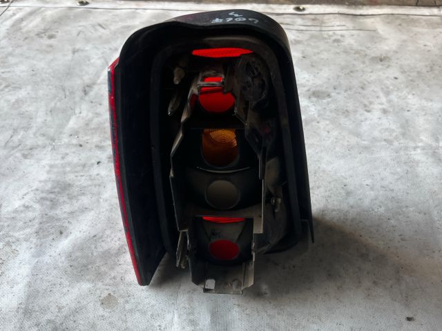 bontott VW GOLF III Jobb Külső Hátsó Lámpa