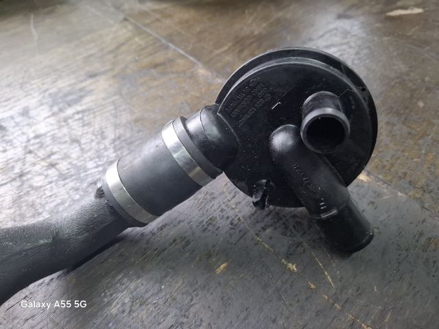 bontott VW GOLF III Kartergáz Visszavezető Szelep